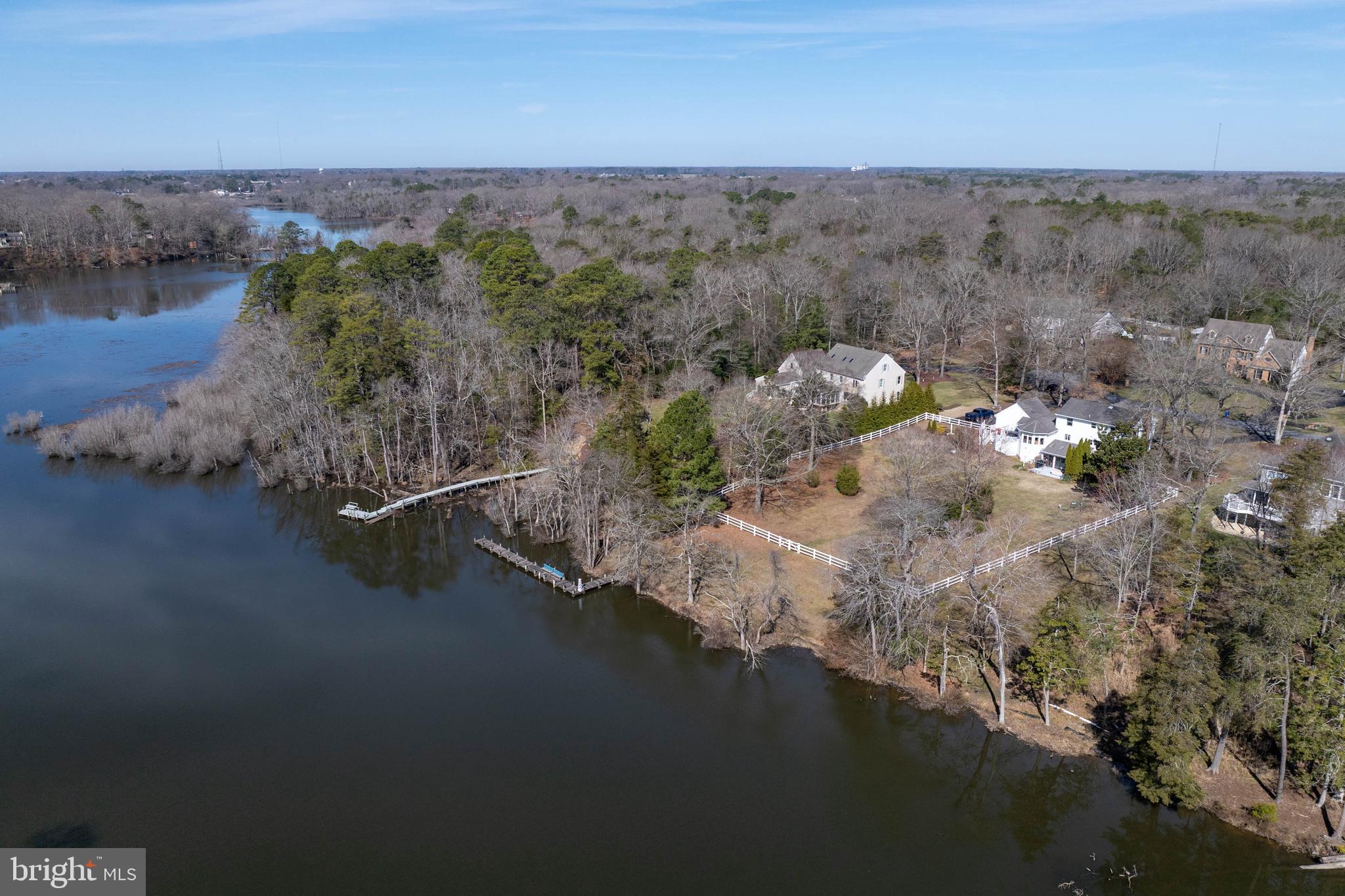 RIVERS END - Residential