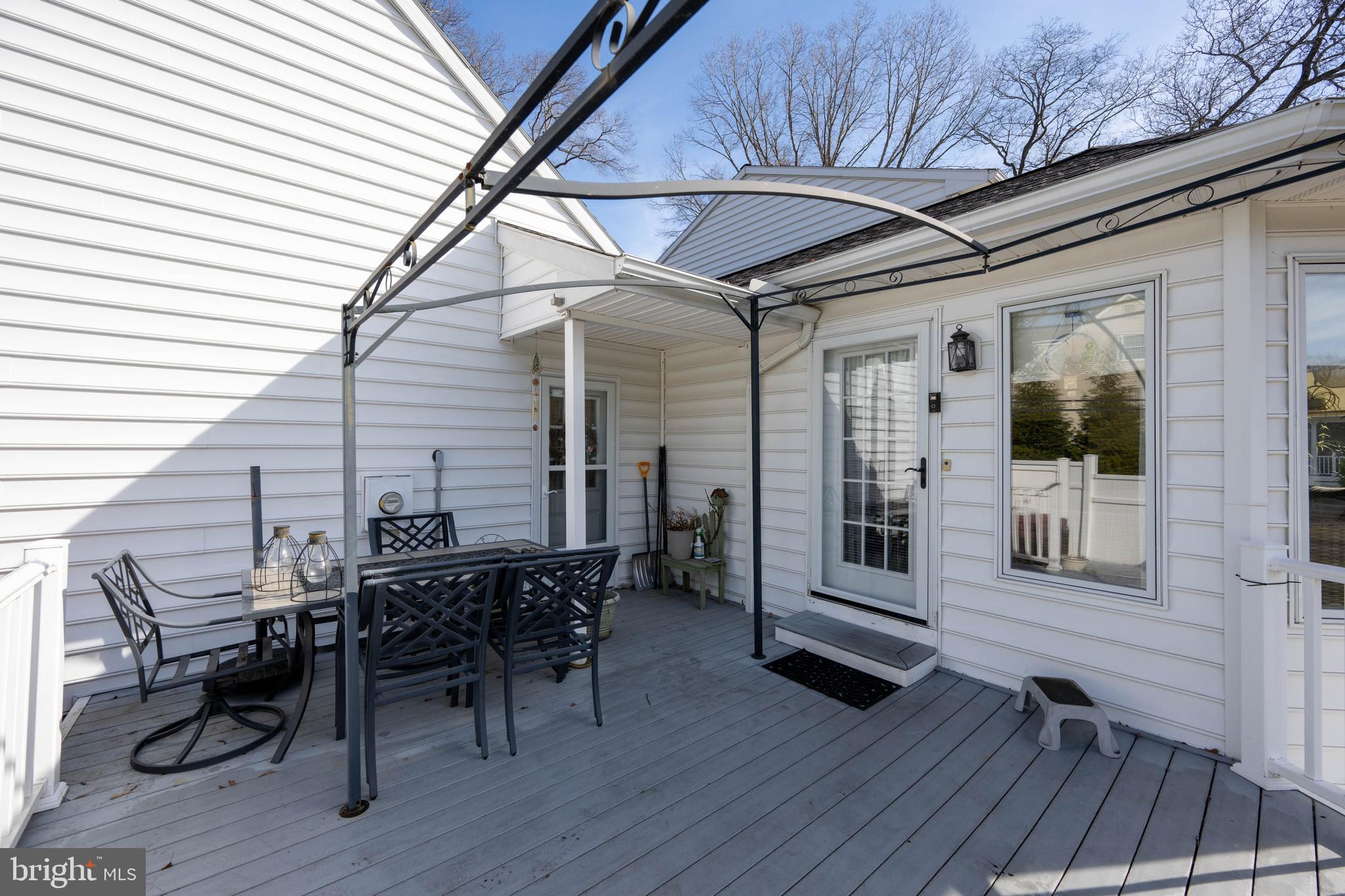 RIVERS END - Residential