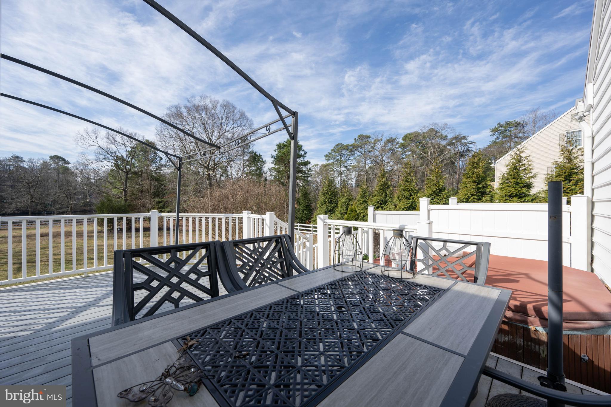 RIVERS END - Residential