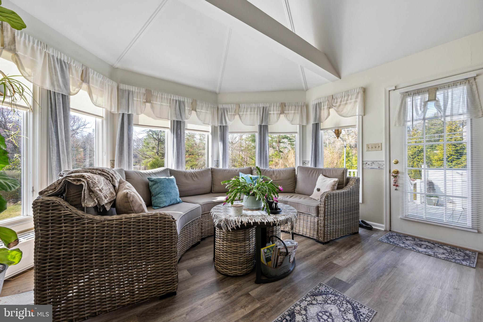 RIVERS END - Residential