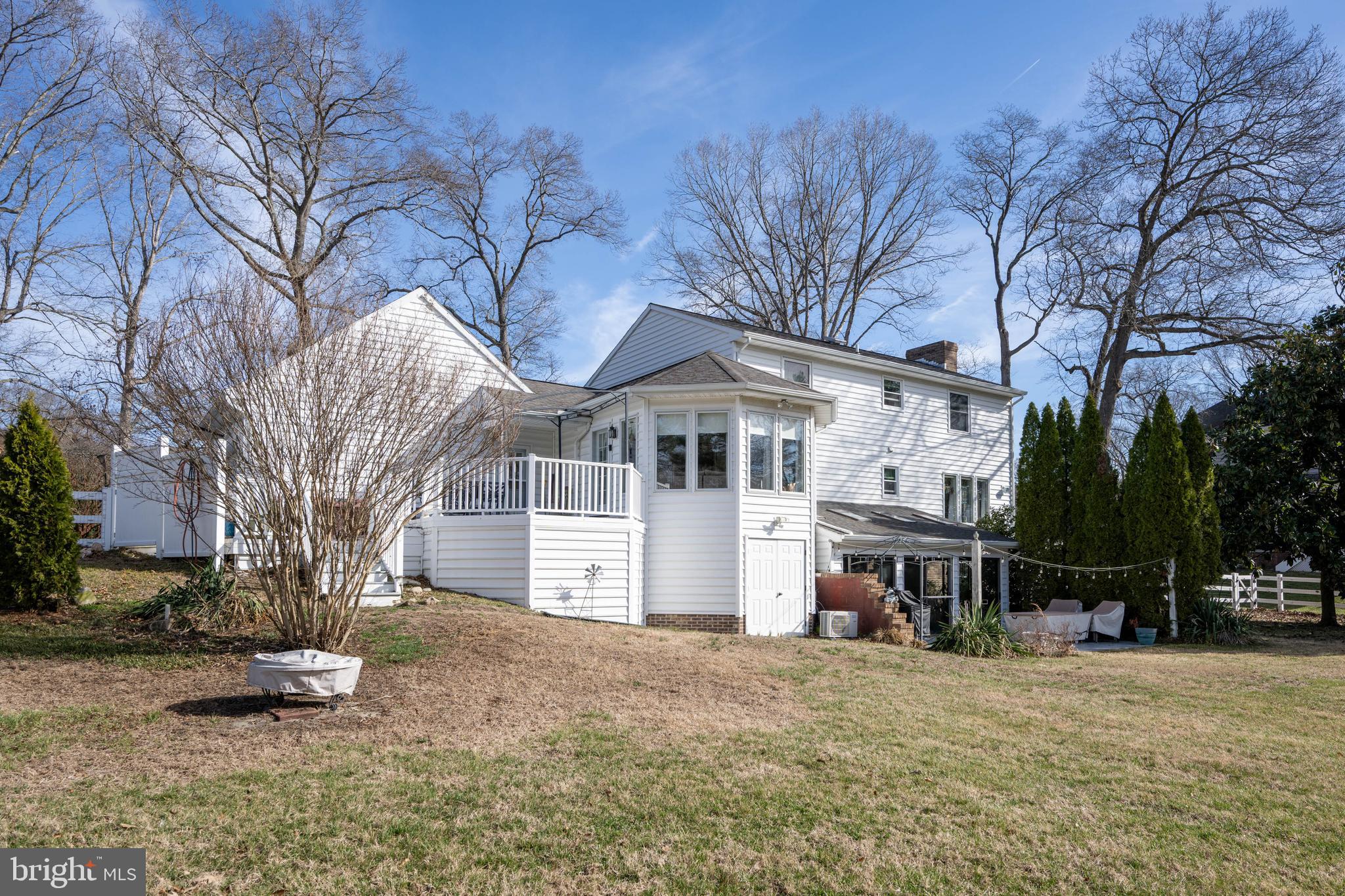 RIVERS END - Residential