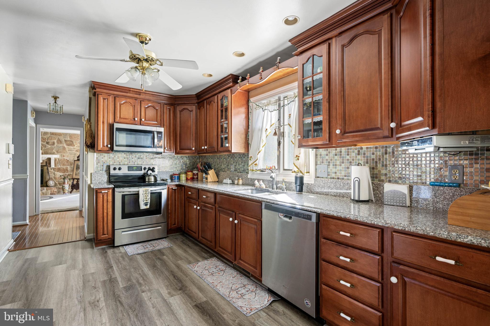 RIVERS END - Residential