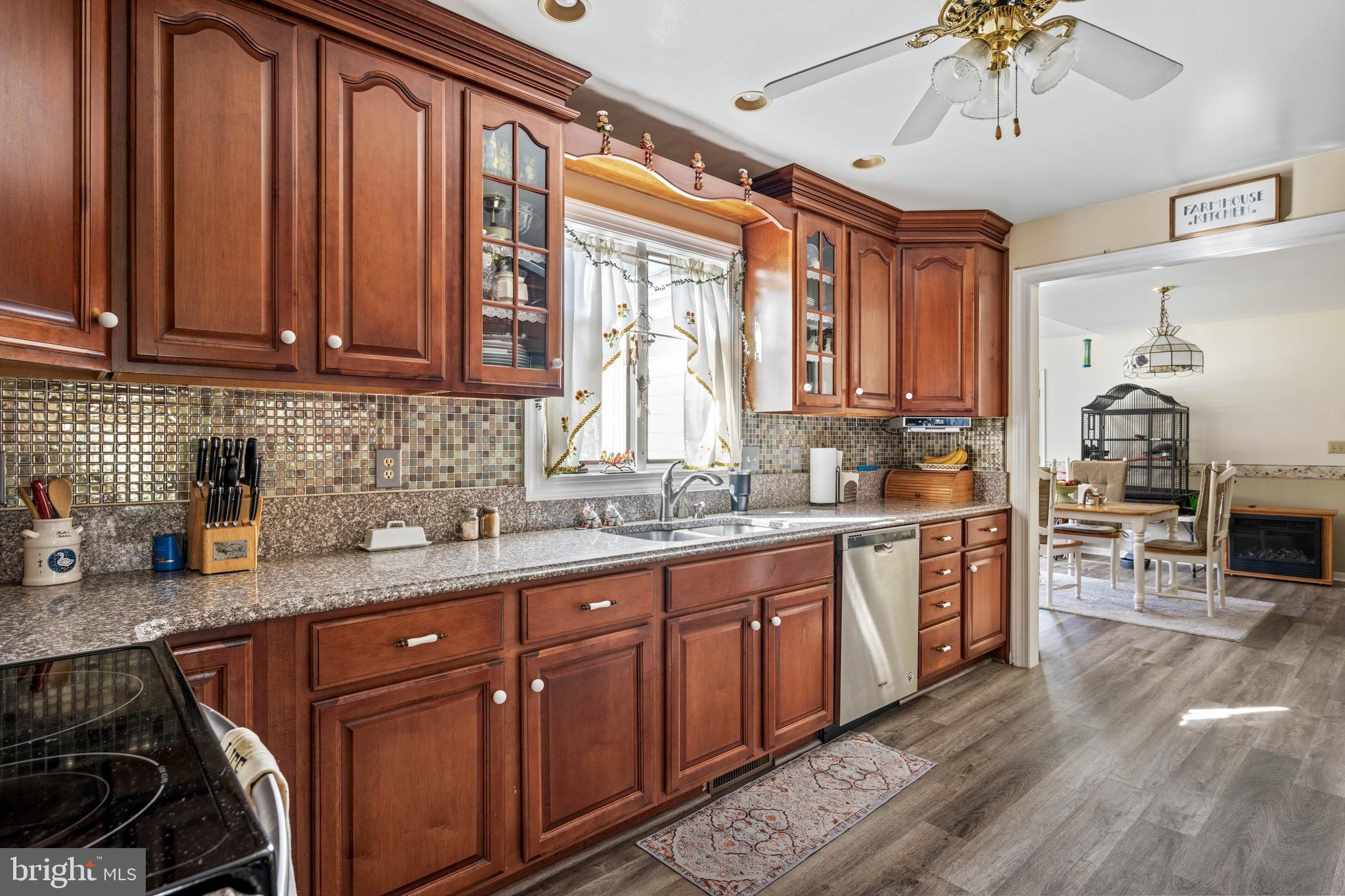 RIVERS END - Residential