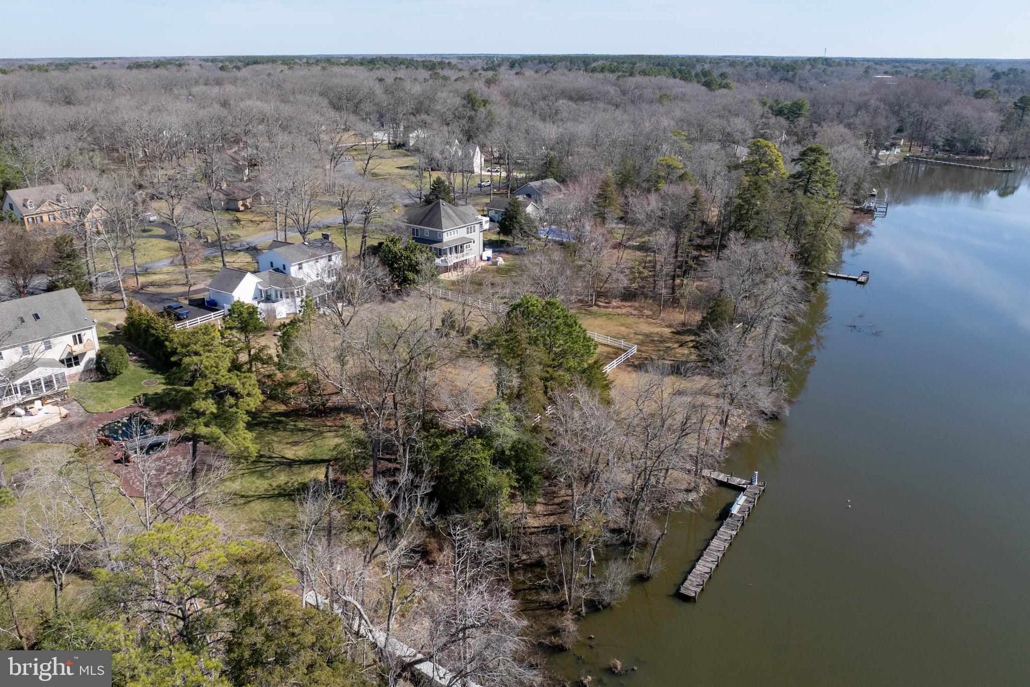 RIVERS END - Residential