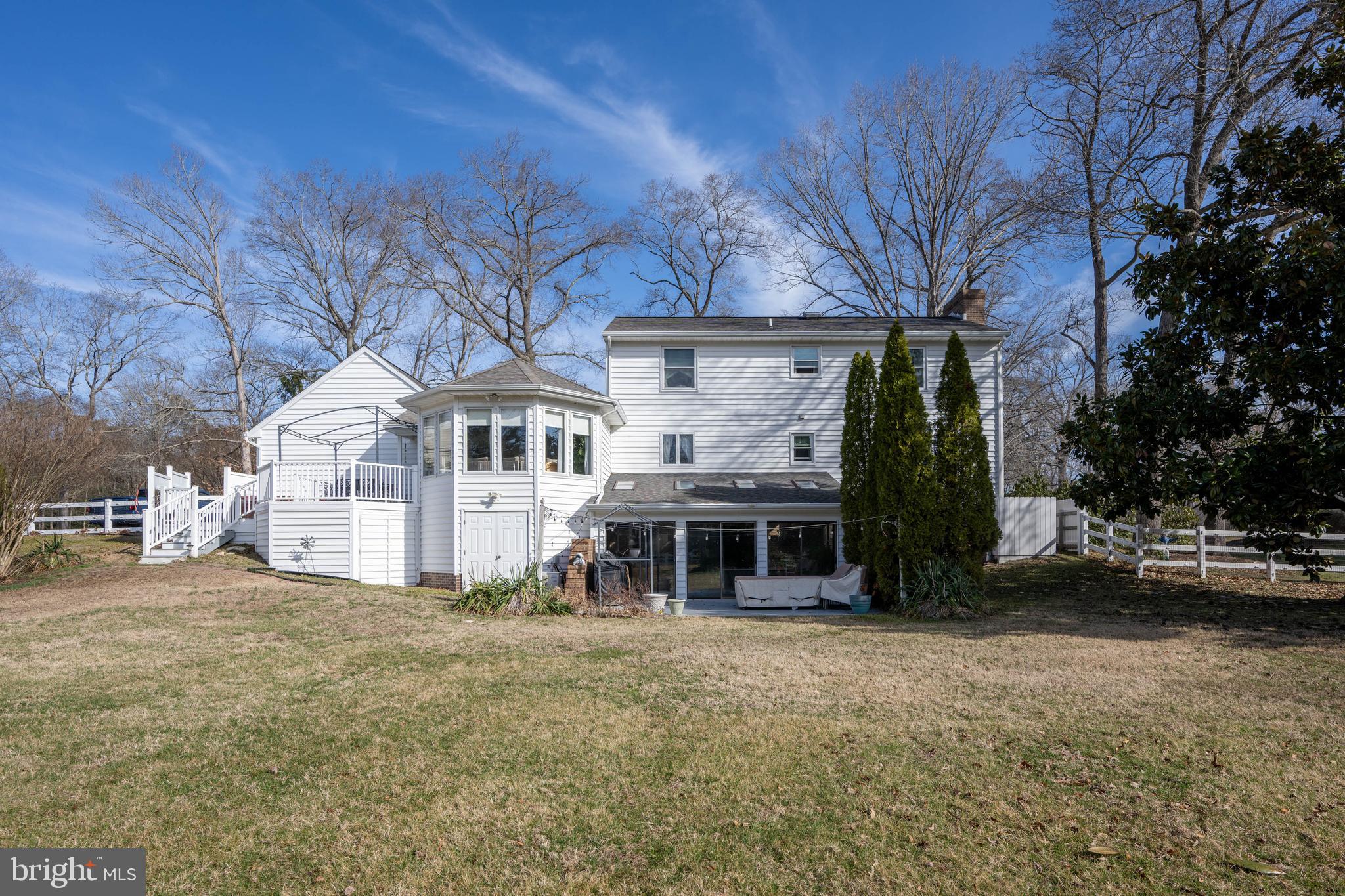 RIVERS END - Residential