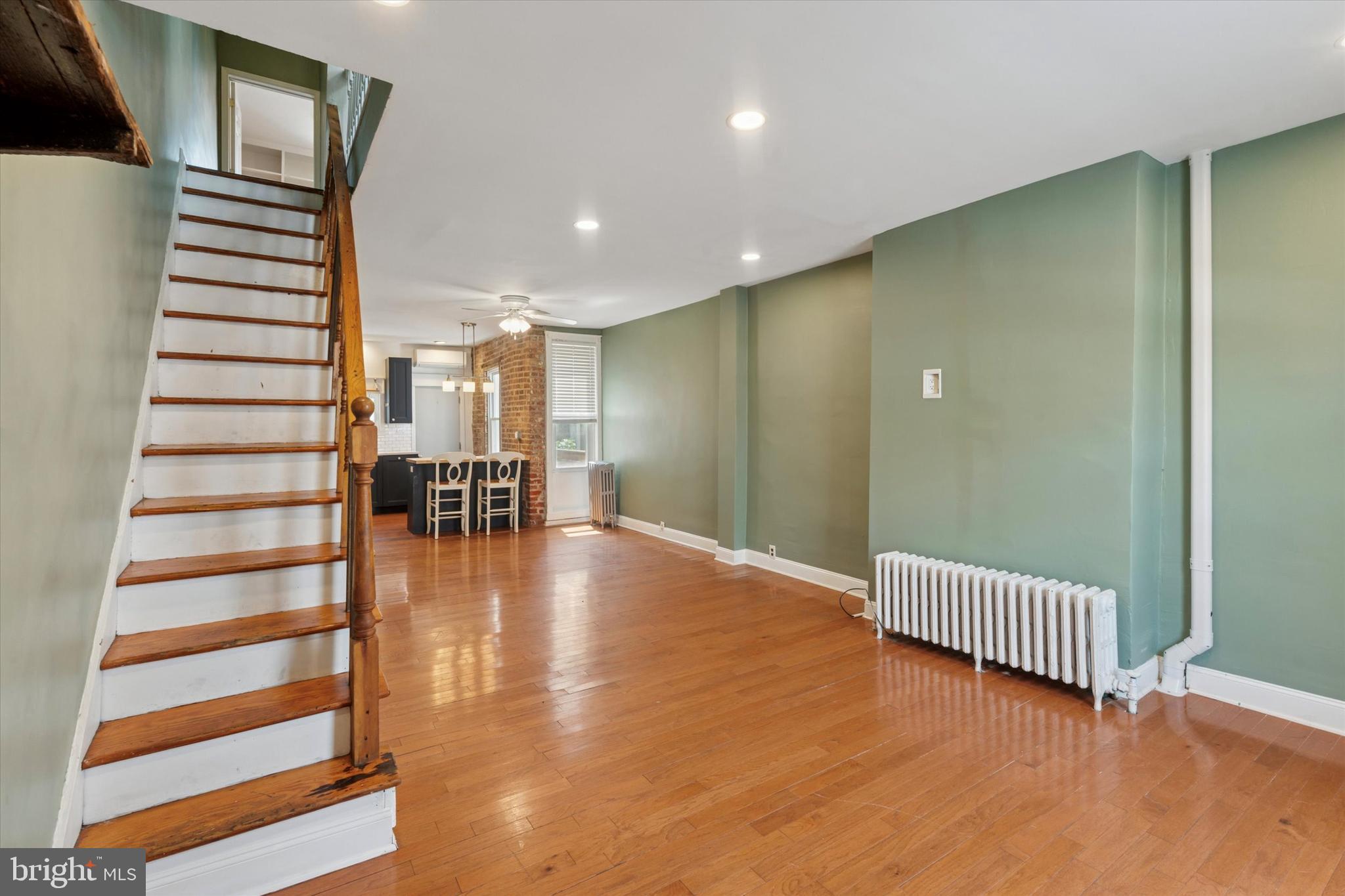 HARROWGATE - Residential