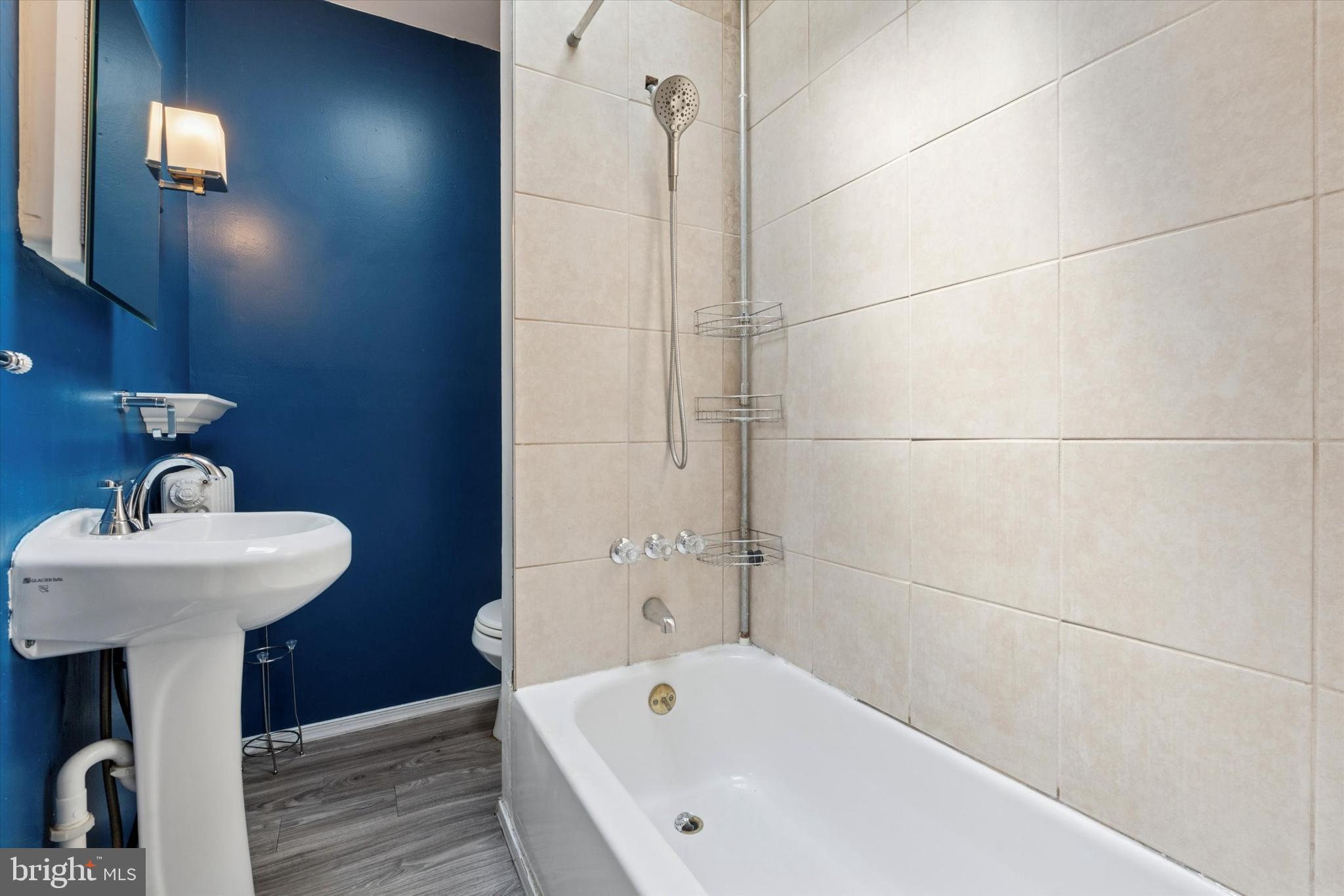 HARROWGATE - Residential