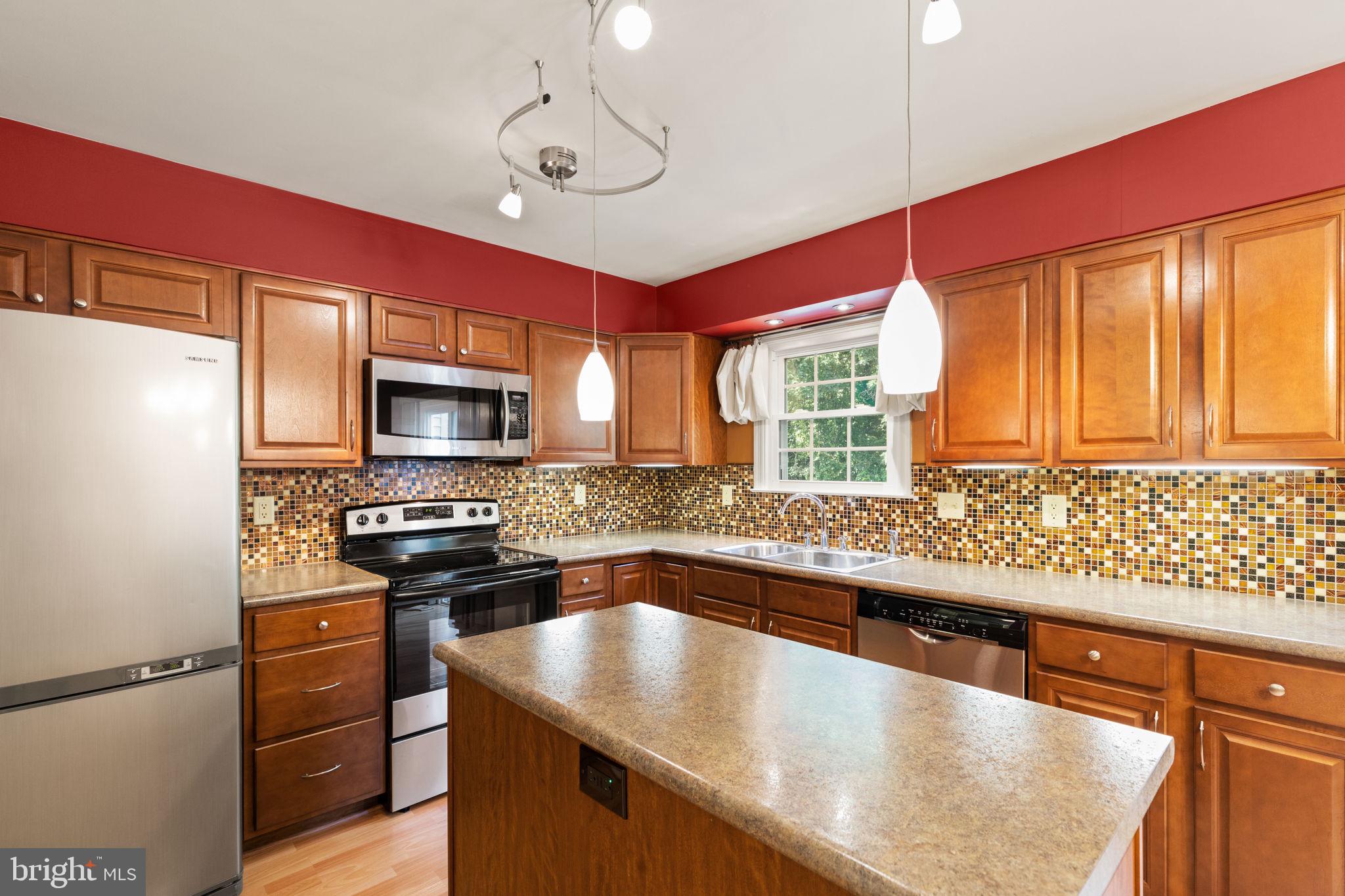 FOXBOROUGH FARMS - Residential