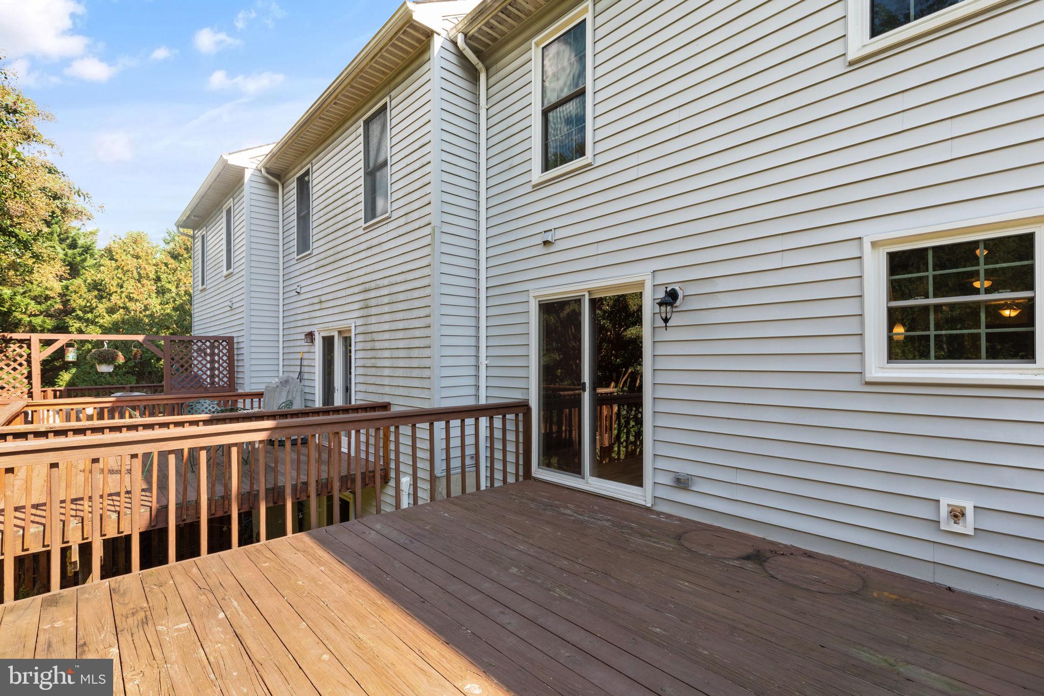 FOXBOROUGH FARMS - Residential