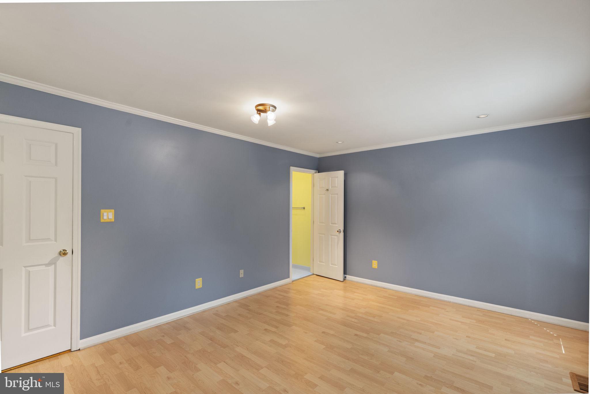 FOXBOROUGH FARMS - Residential