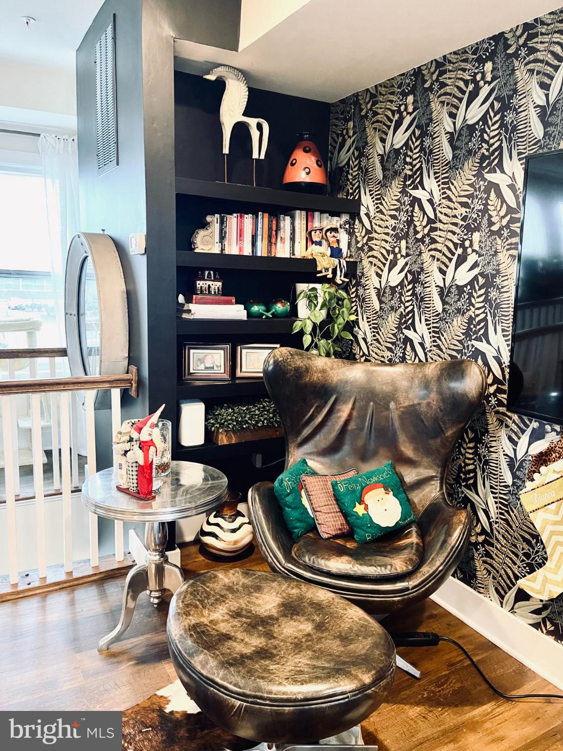 44794 TIVERTON SQUARE