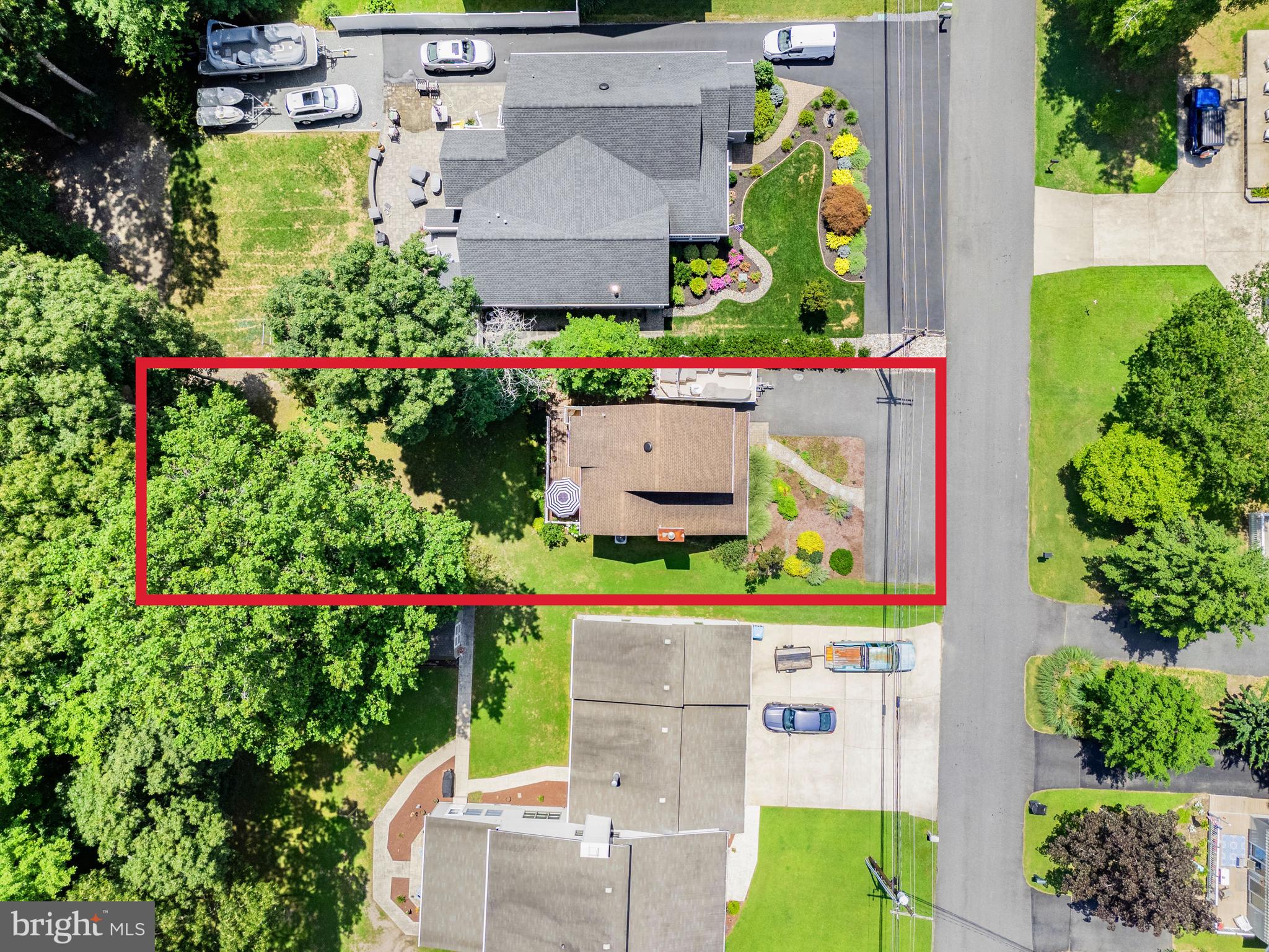22861 DOGWOOD DRIVE