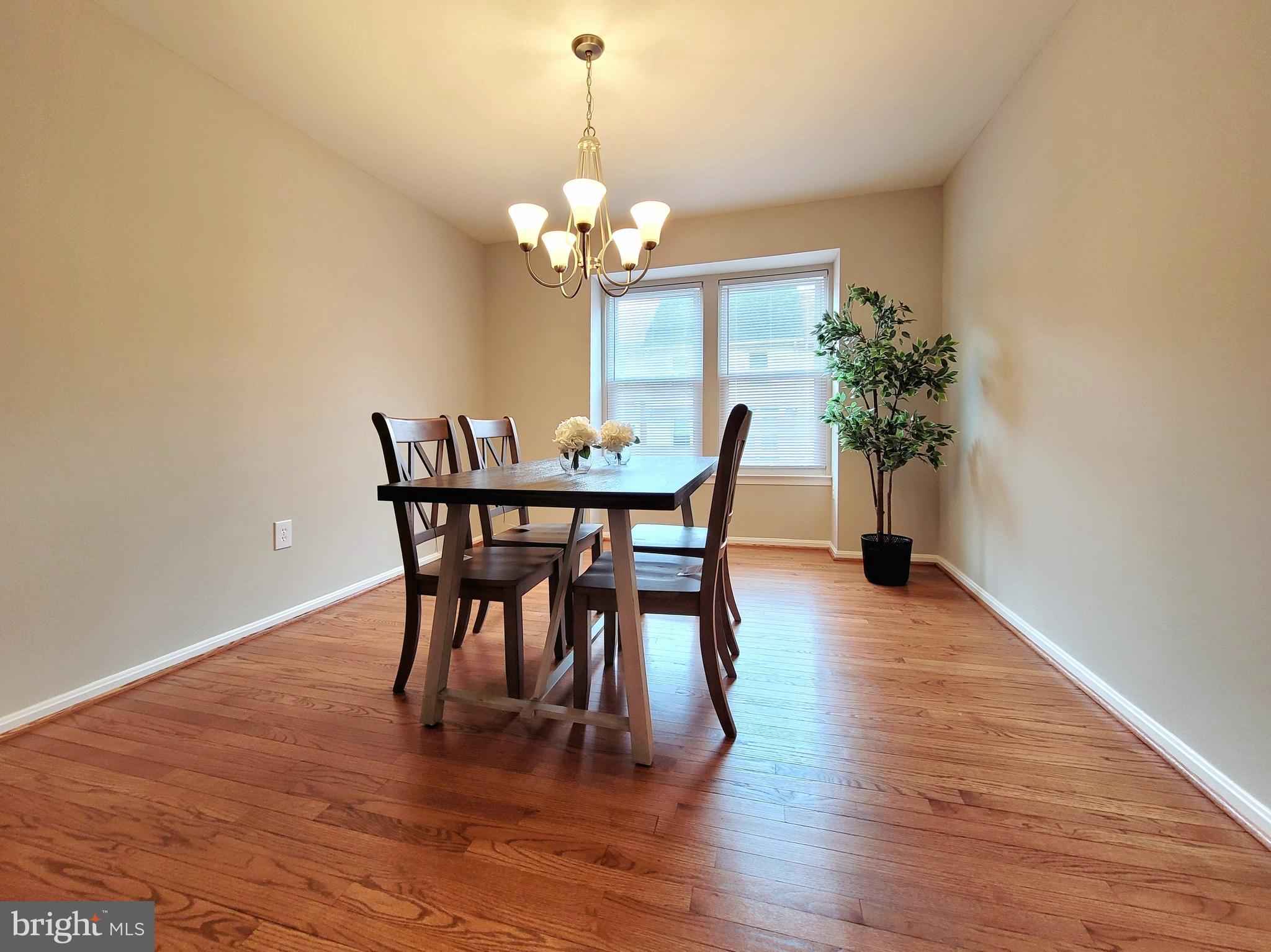 HILLSDALE - Residential