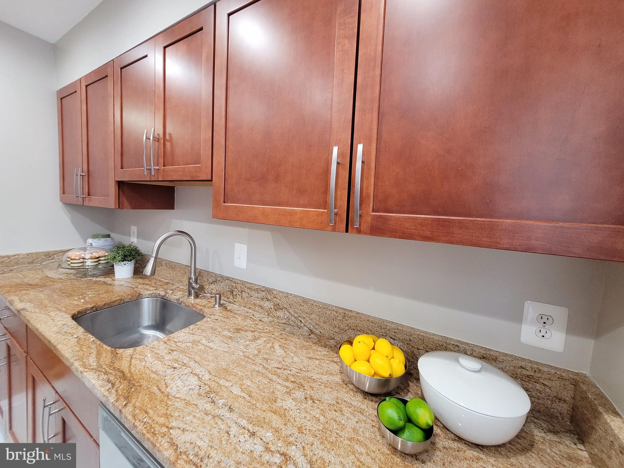 HILLSDALE - Residential