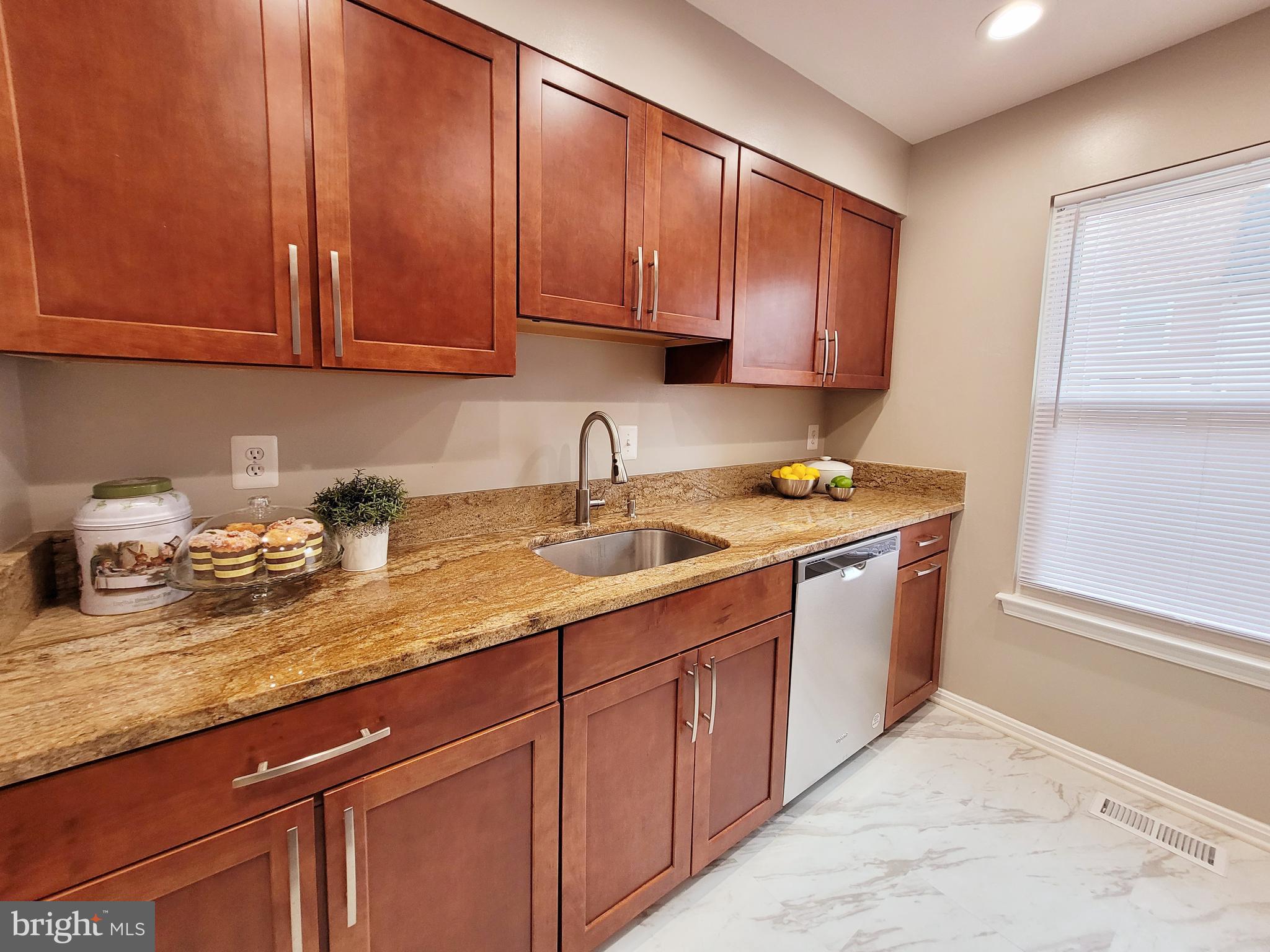 HILLSDALE - Residential