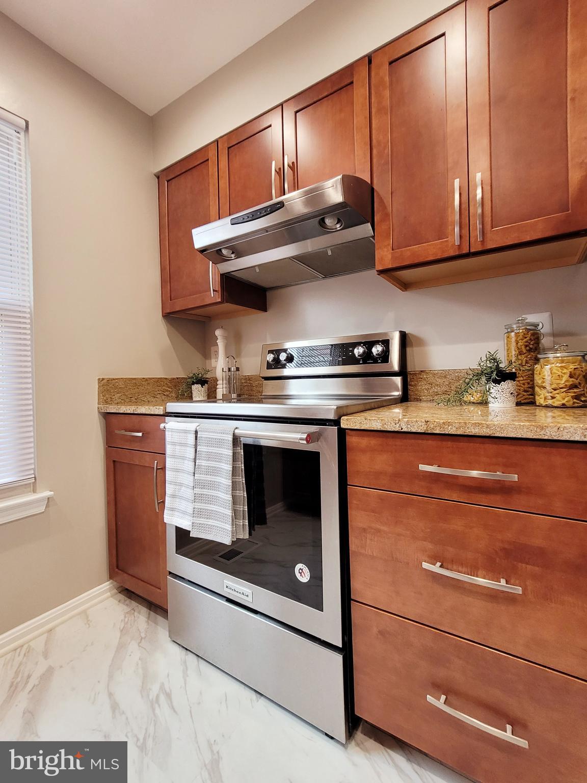 HILLSDALE - Residential