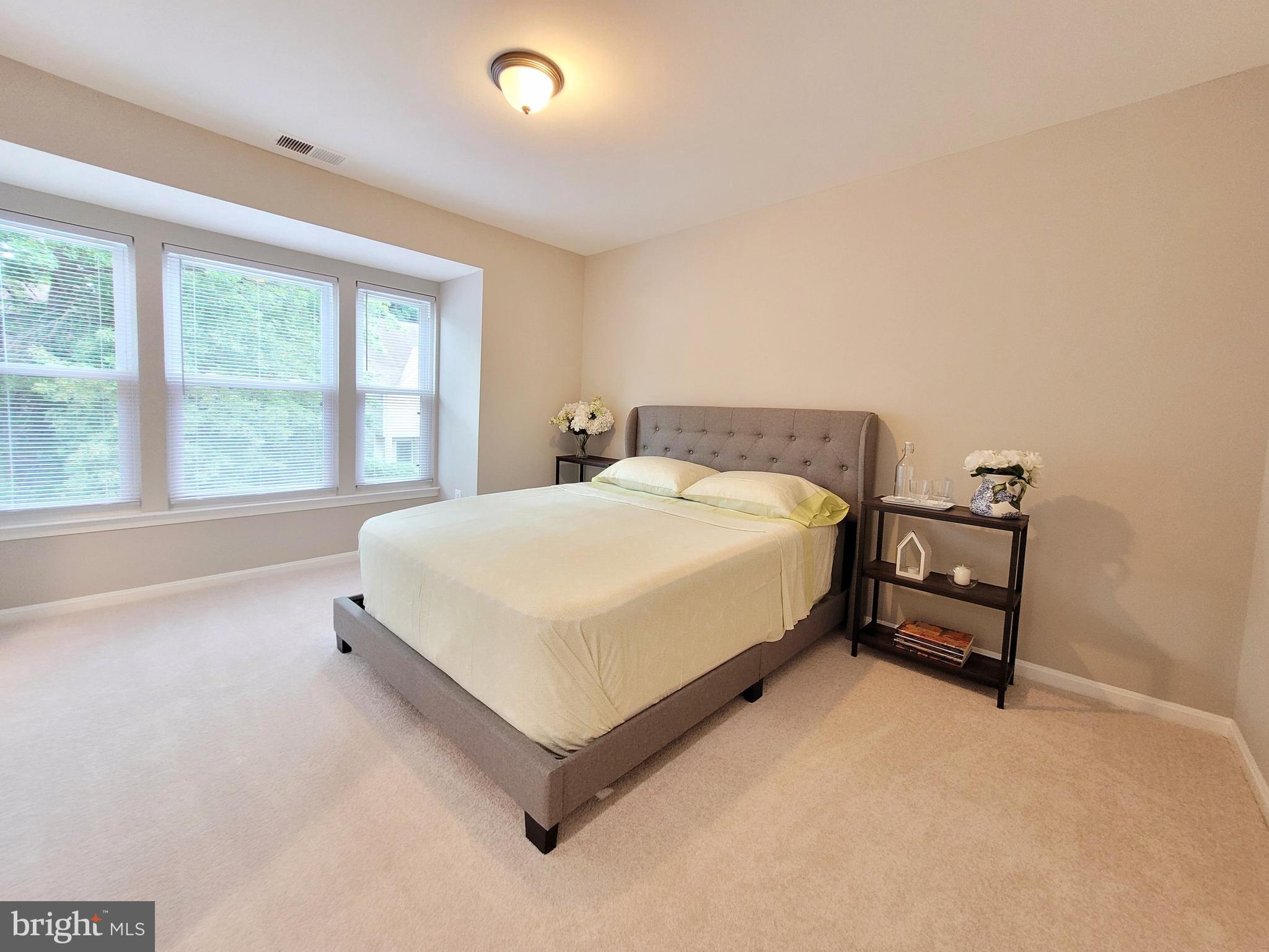 HILLSDALE - Residential