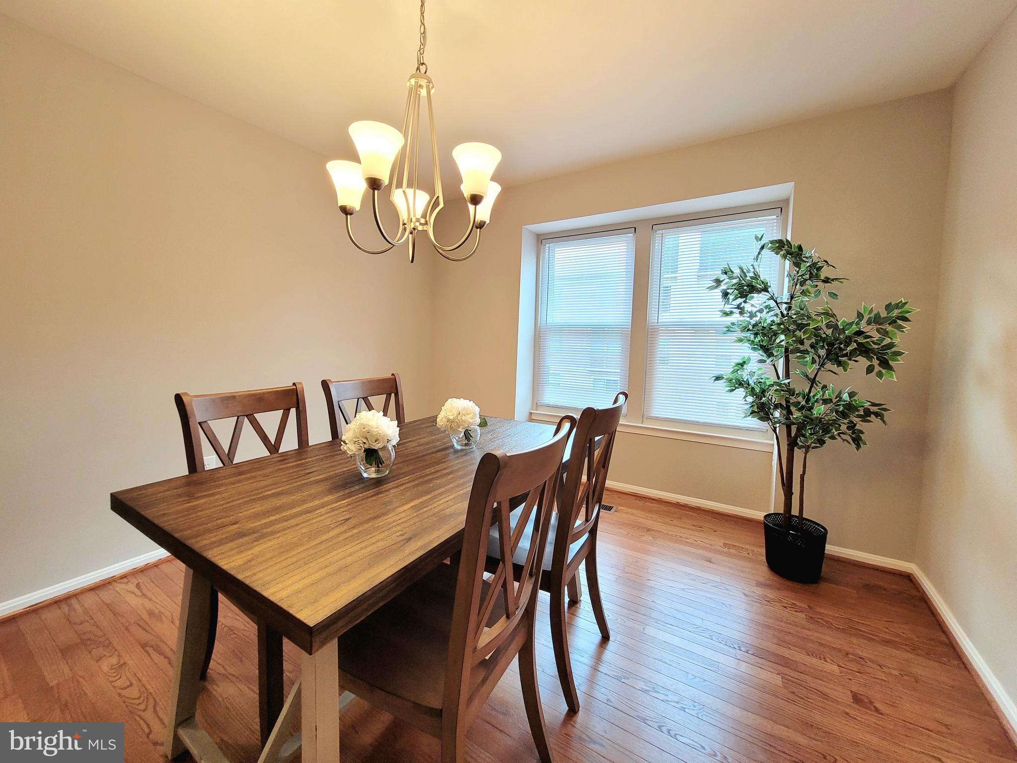 HILLSDALE - Residential