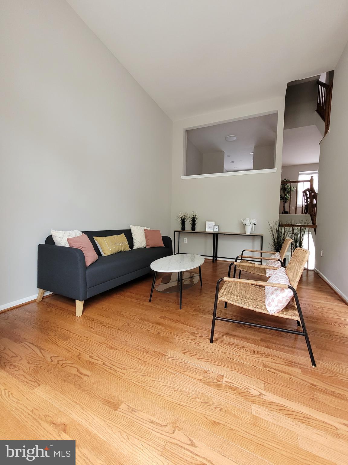 HILLSDALE - Residential