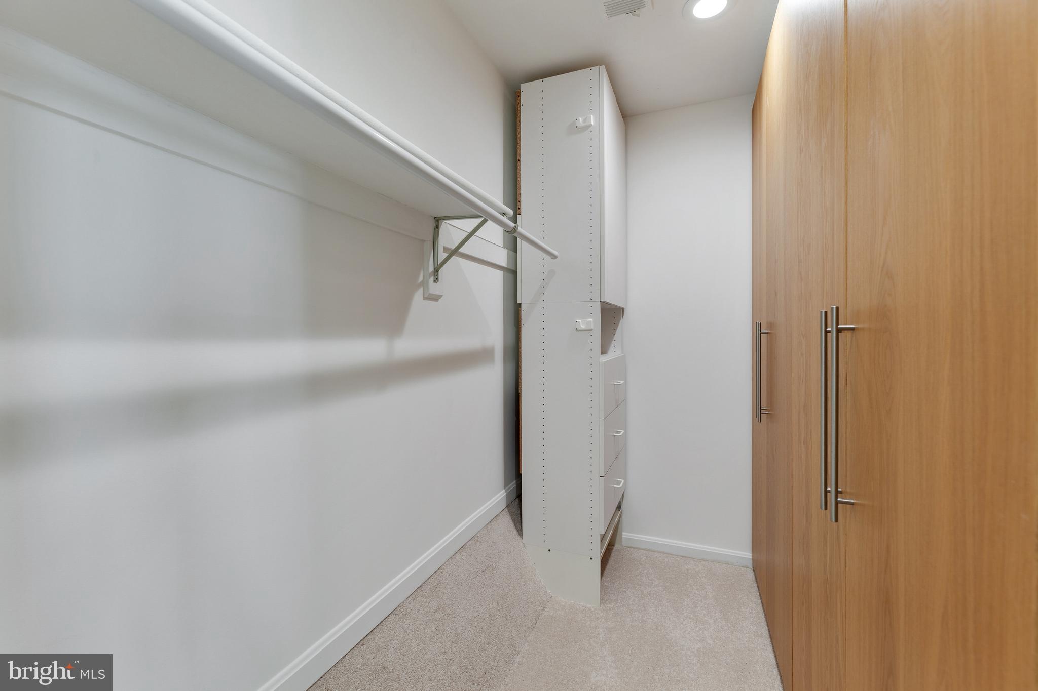 HILLSDALE - Residential