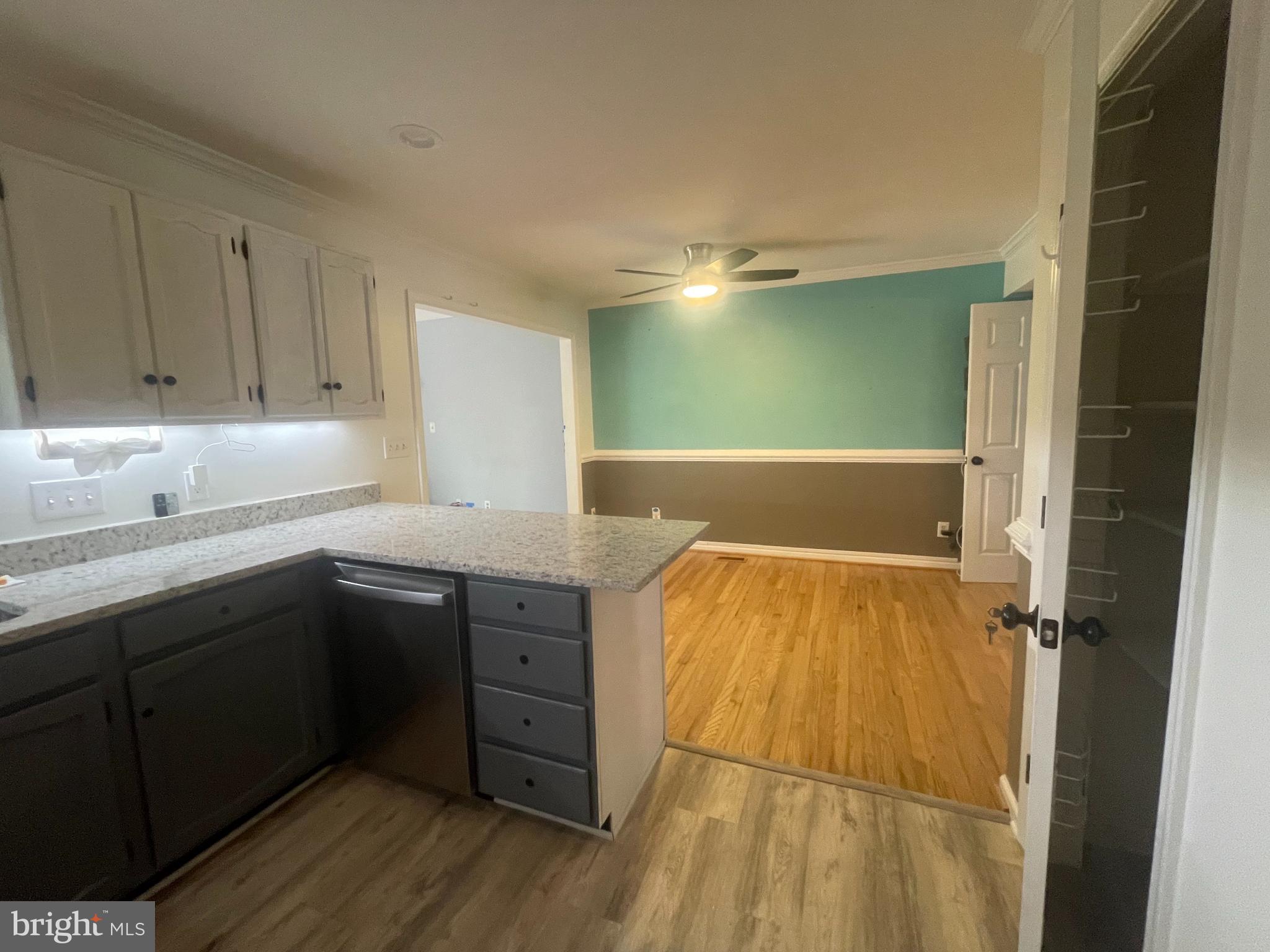 DOMINION FOREST - Residential Lease