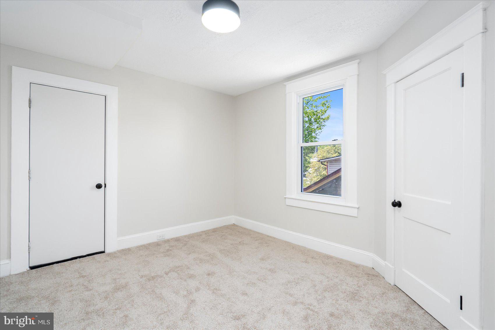 BEVERLY HILLS - Residential