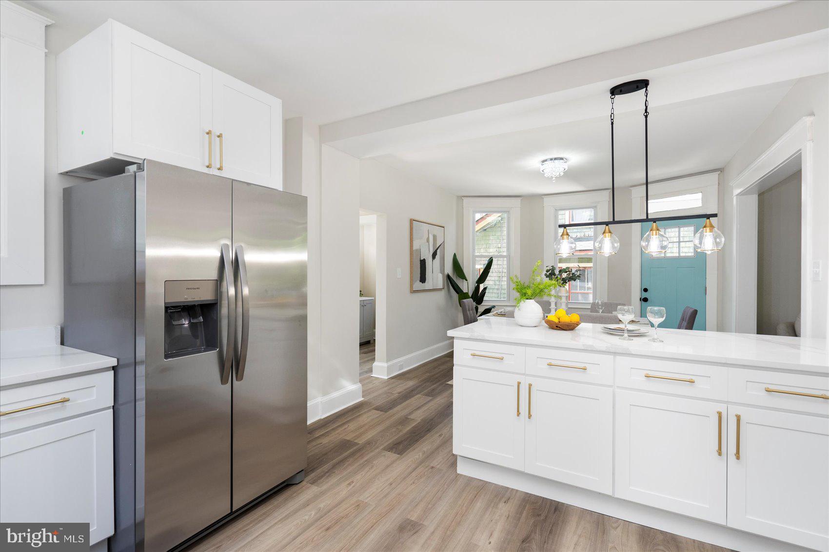 BEVERLY HILLS - Residential