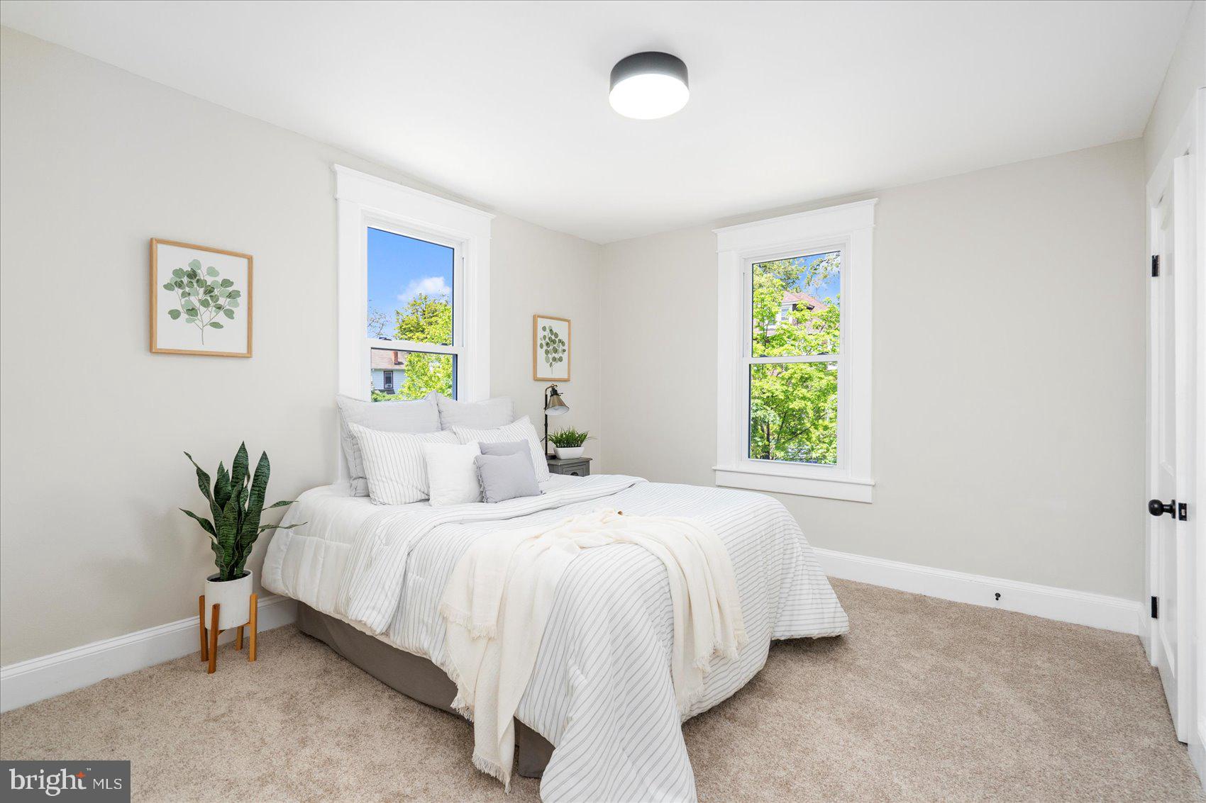 BEVERLY HILLS - Residential