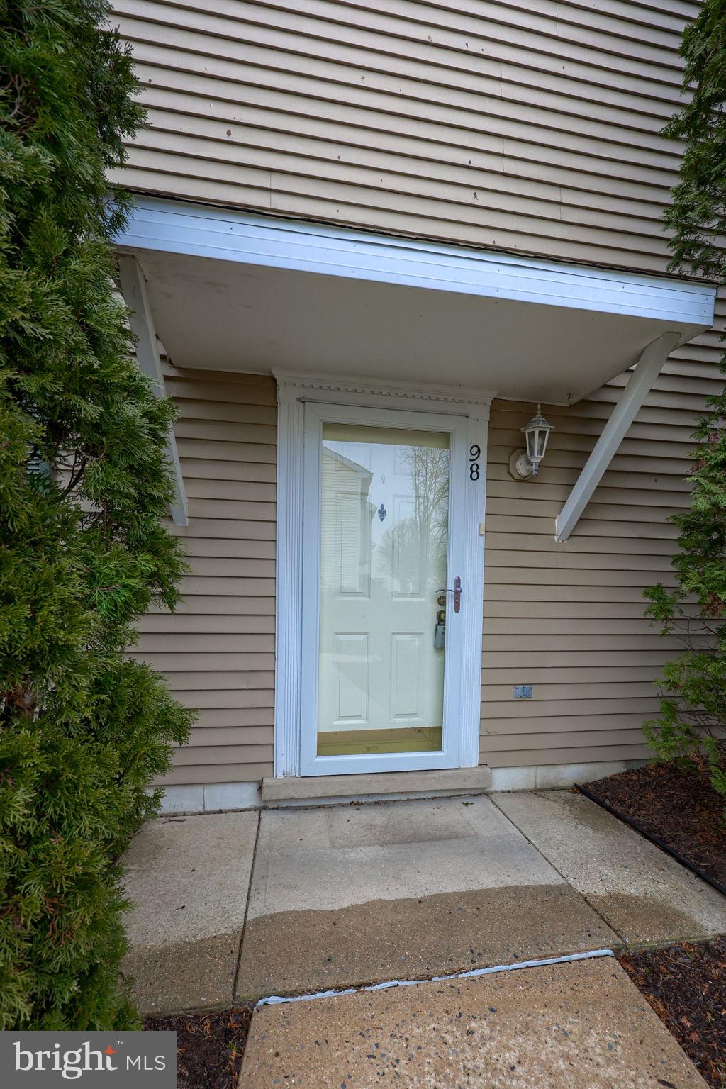 LEXINGTON WOODS - Residential