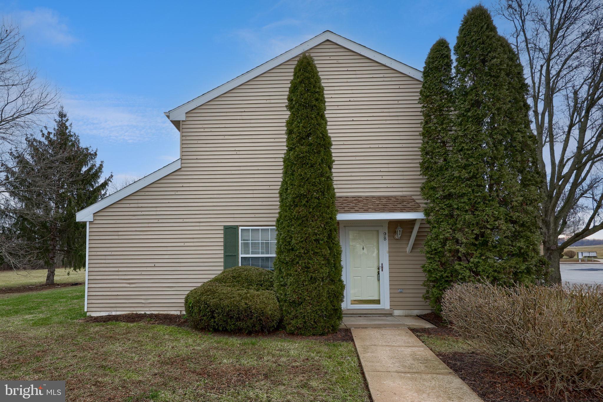 LEXINGTON WOODS - Residential