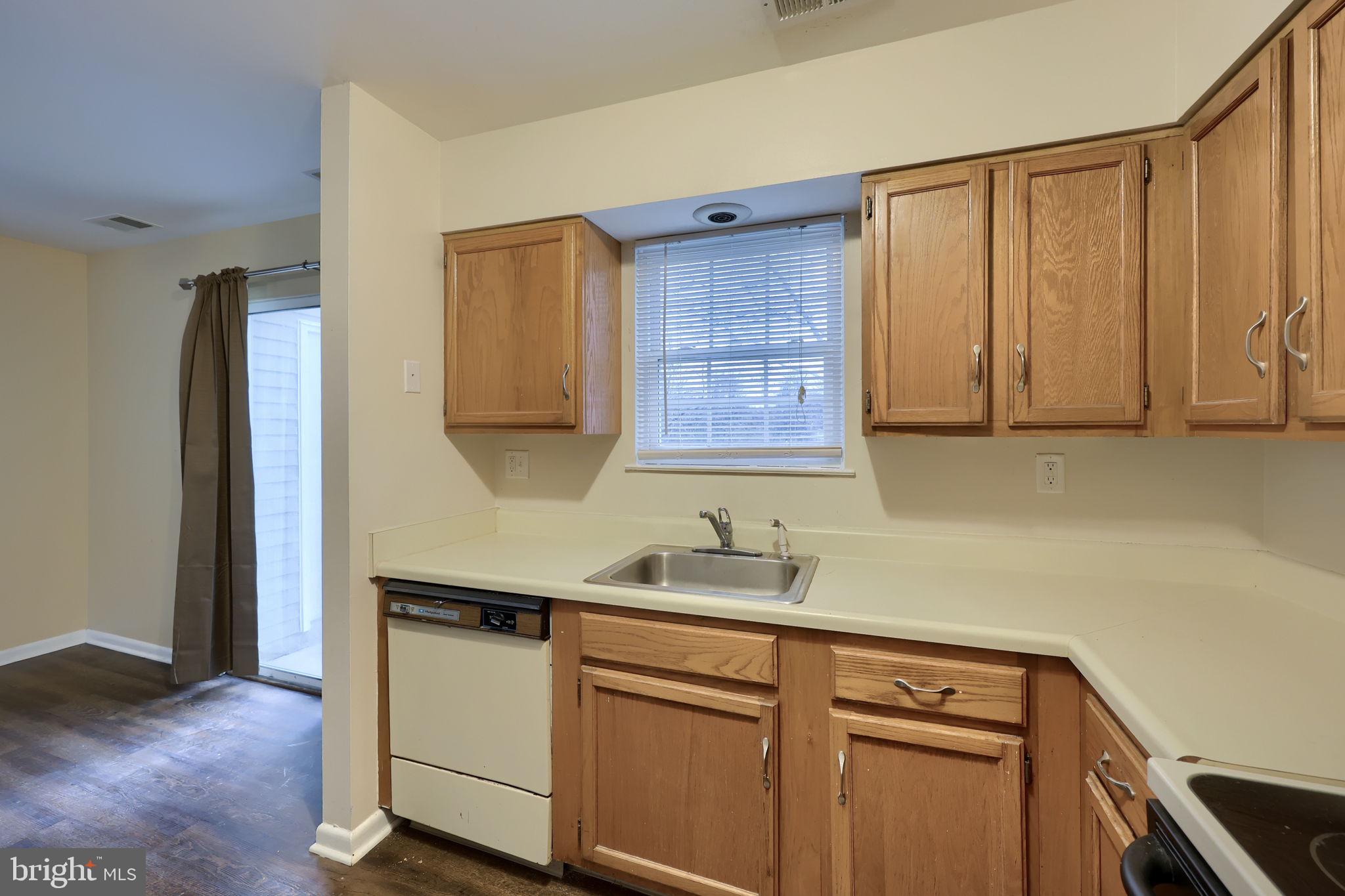 LEXINGTON WOODS - Residential