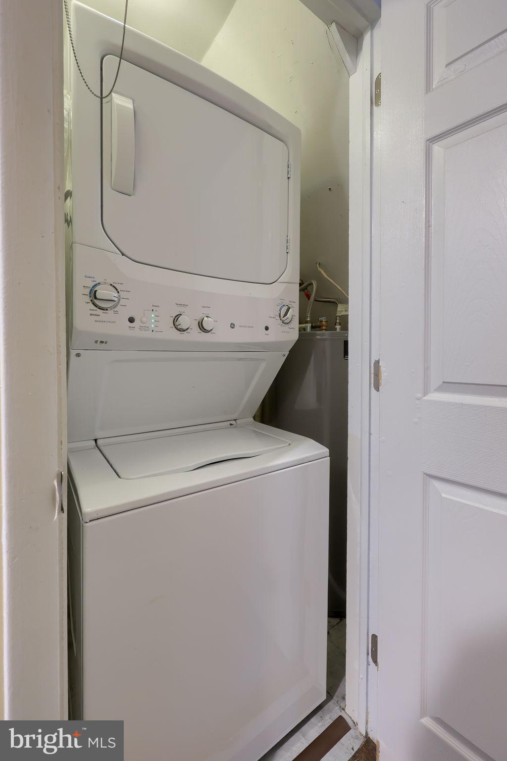 LEXINGTON WOODS - Residential