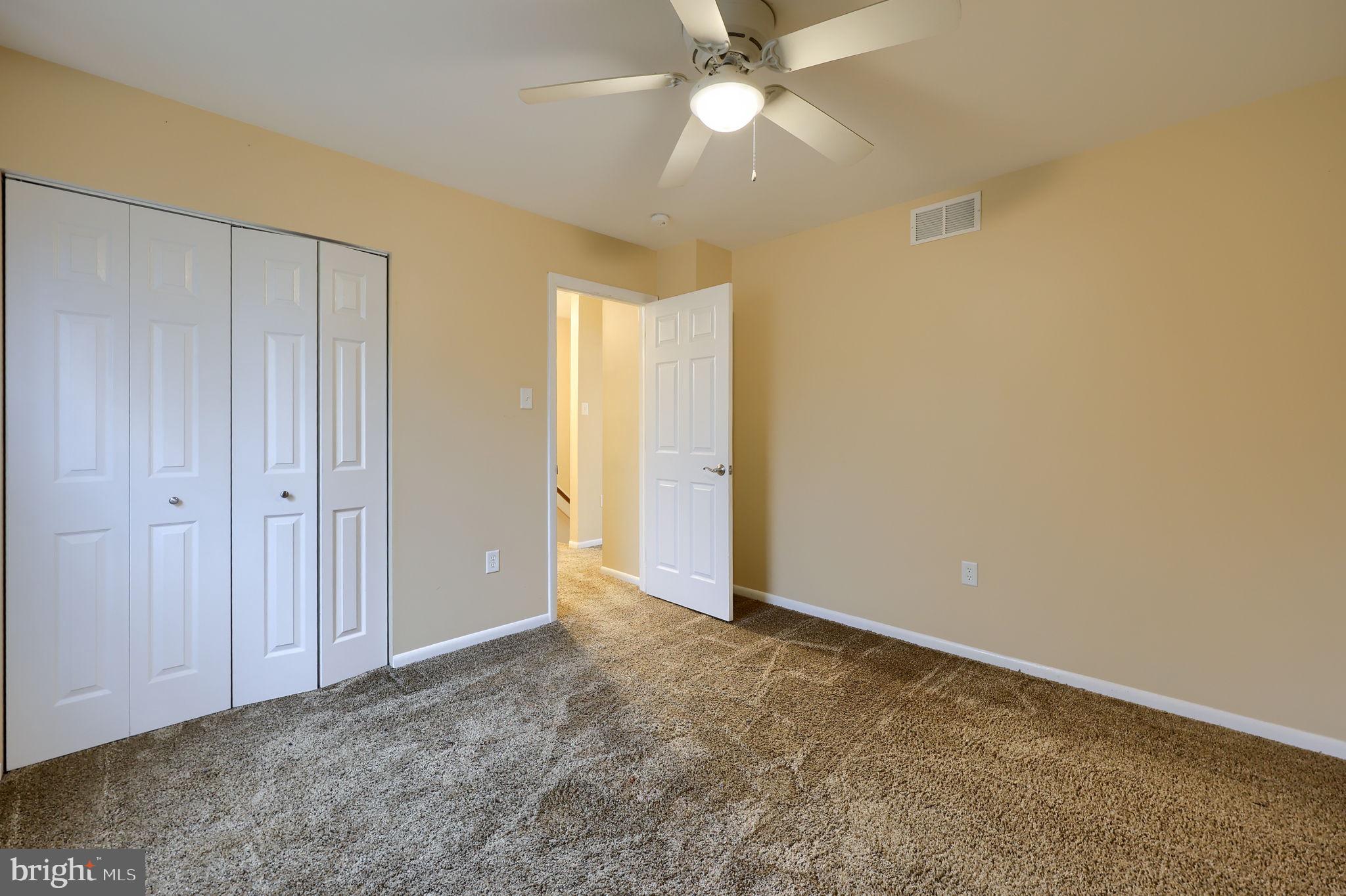 LEXINGTON WOODS - Residential