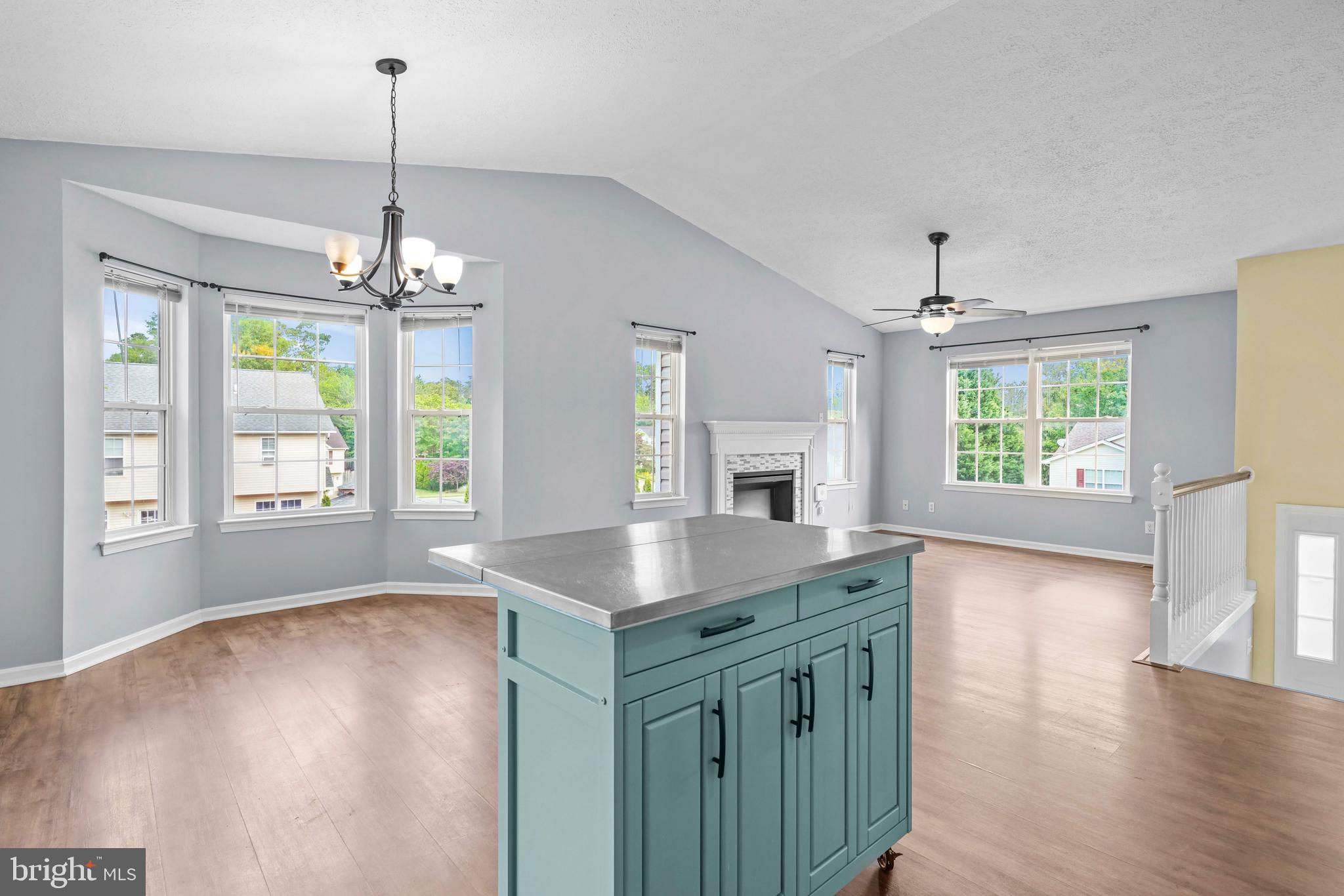 WILLOW WOODS - Residential