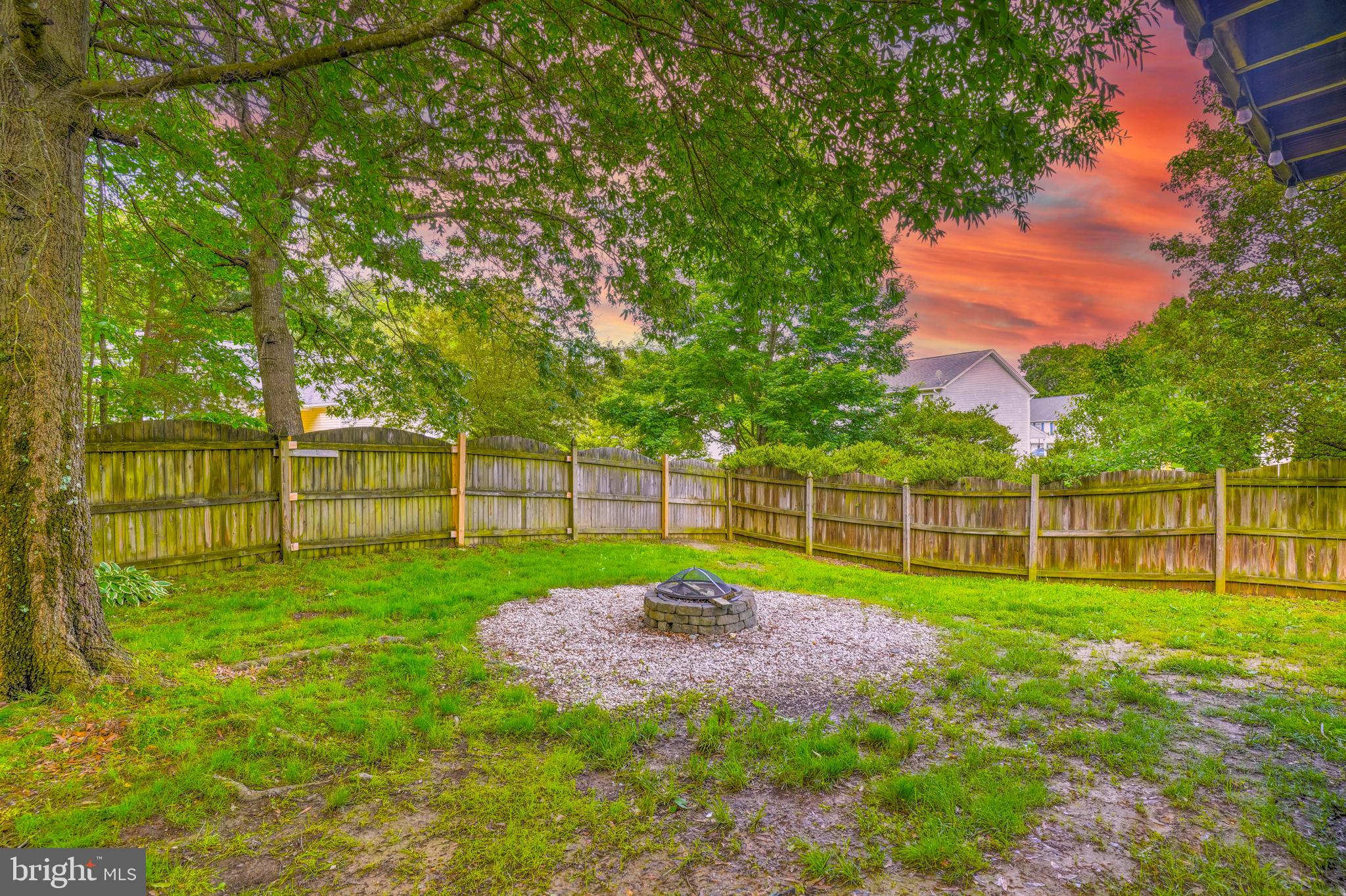 WILLOW WOODS - Residential