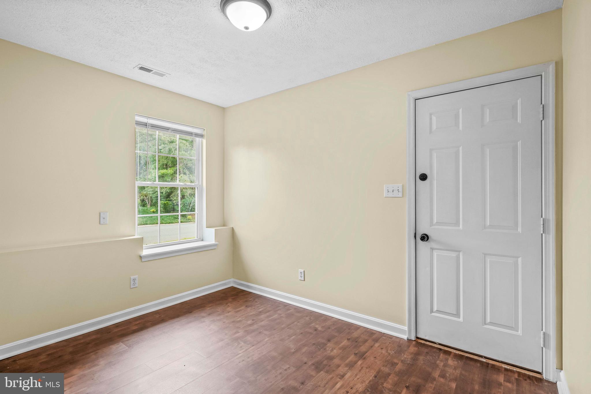 WILLOW WOODS - Residential