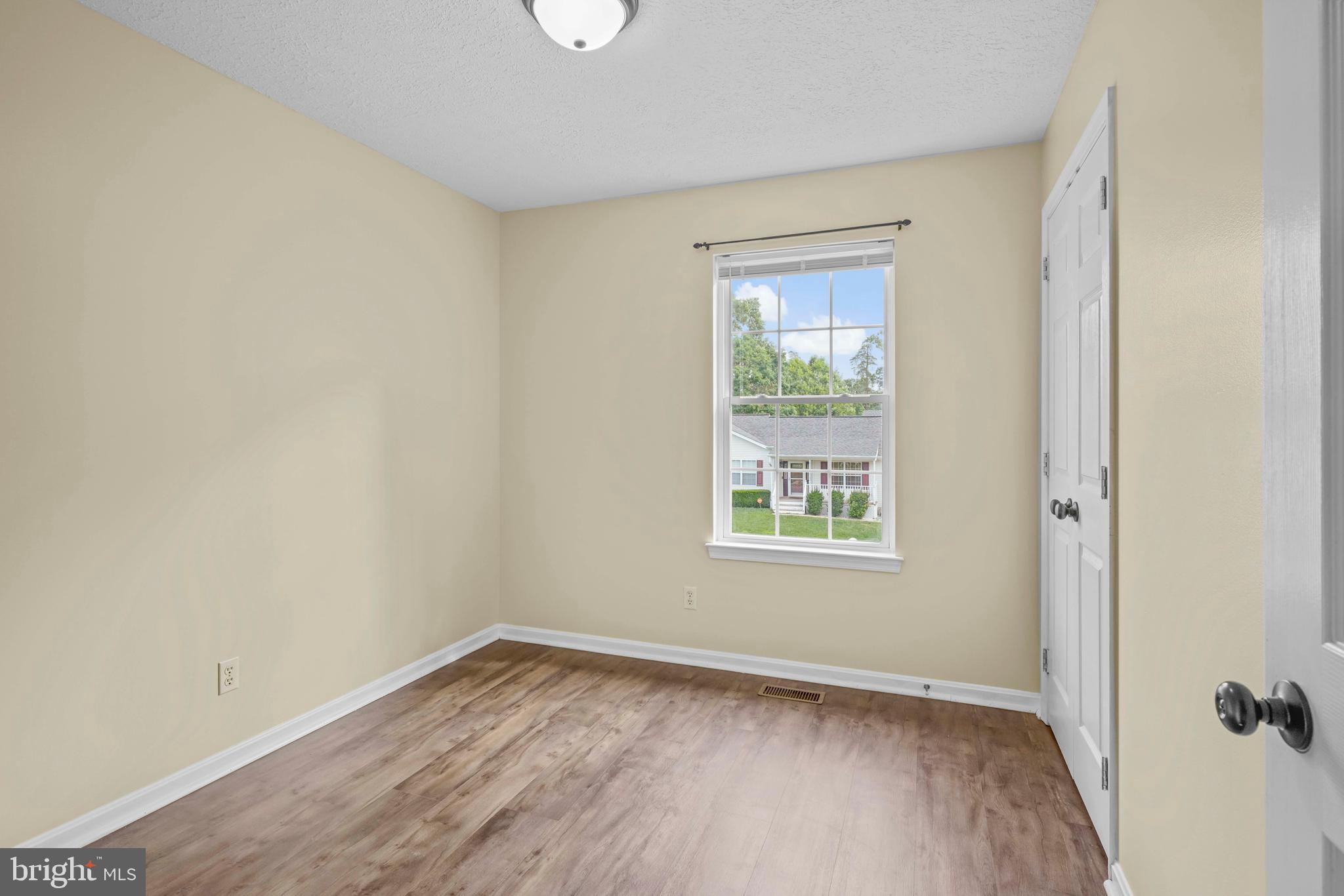 WILLOW WOODS - Residential