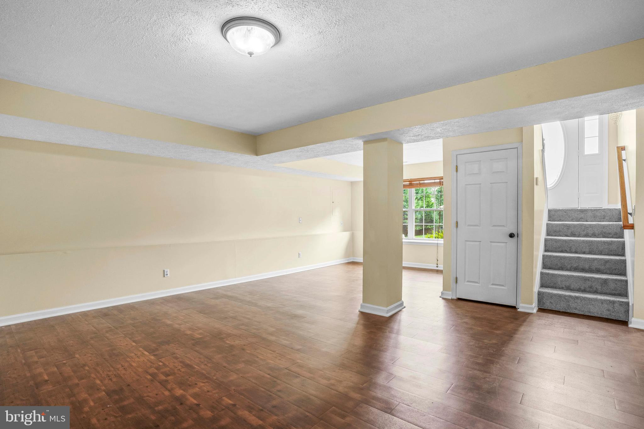 WILLOW WOODS - Residential