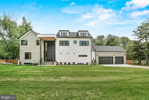 15807 Thompson Road, Silver Spring, MD MLS: MDMC2180742