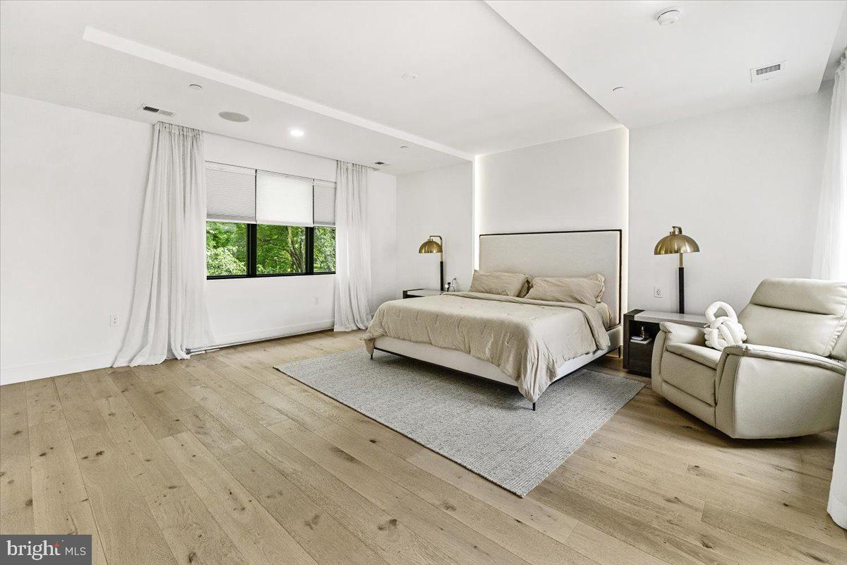 COLESVILLE OUTSIDE - Residential