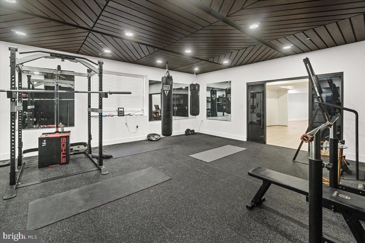 COLESVILLE OUTSIDE - Residential