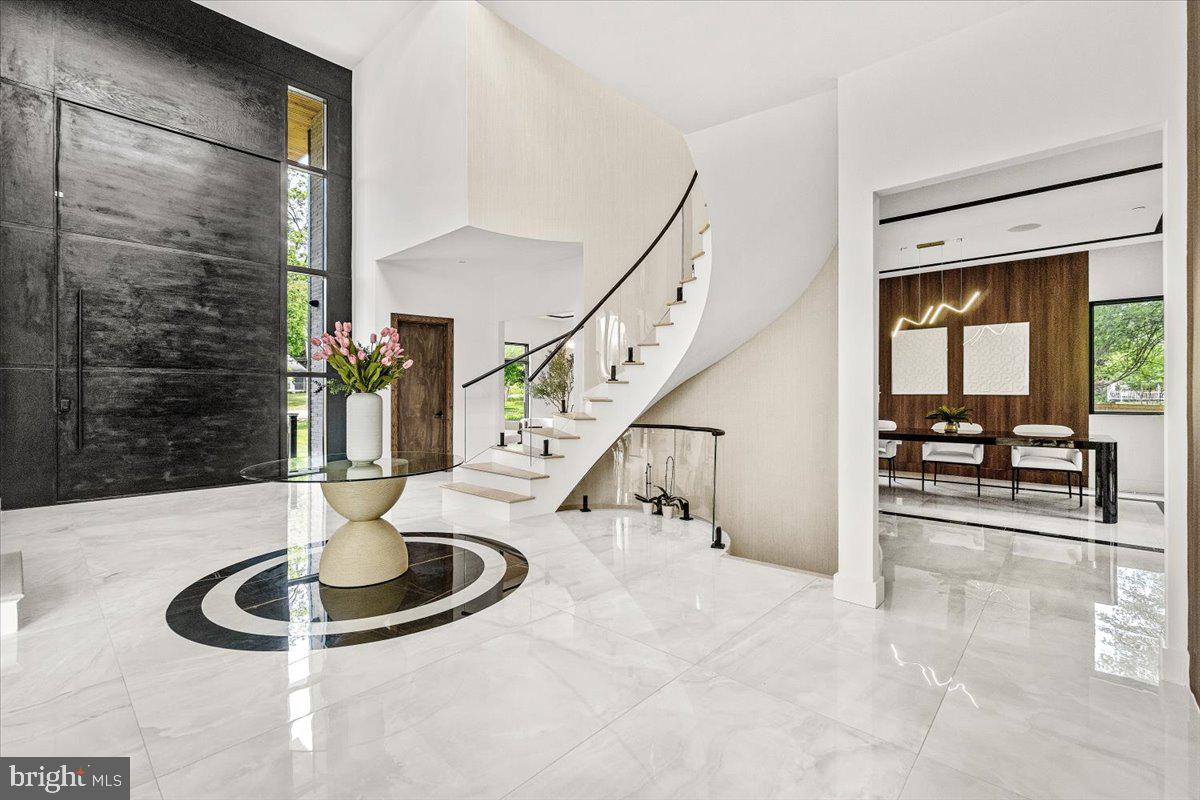 COLESVILLE OUTSIDE - Residential