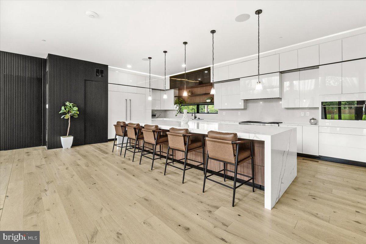 COLESVILLE OUTSIDE - Residential