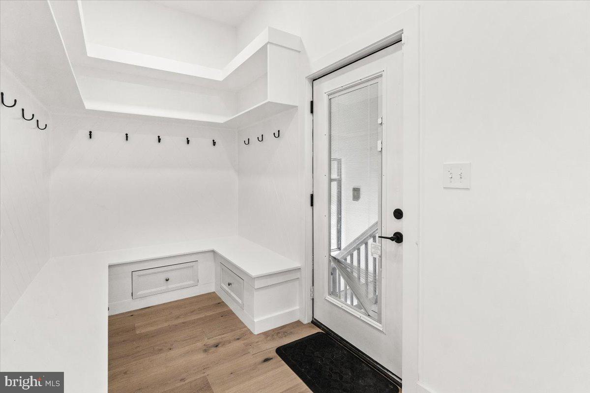 COLESVILLE OUTSIDE - Residential