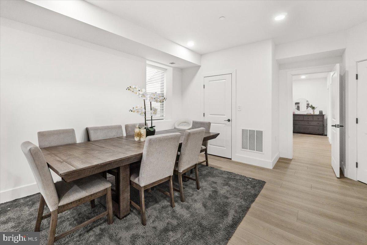 COLESVILLE OUTSIDE - Residential