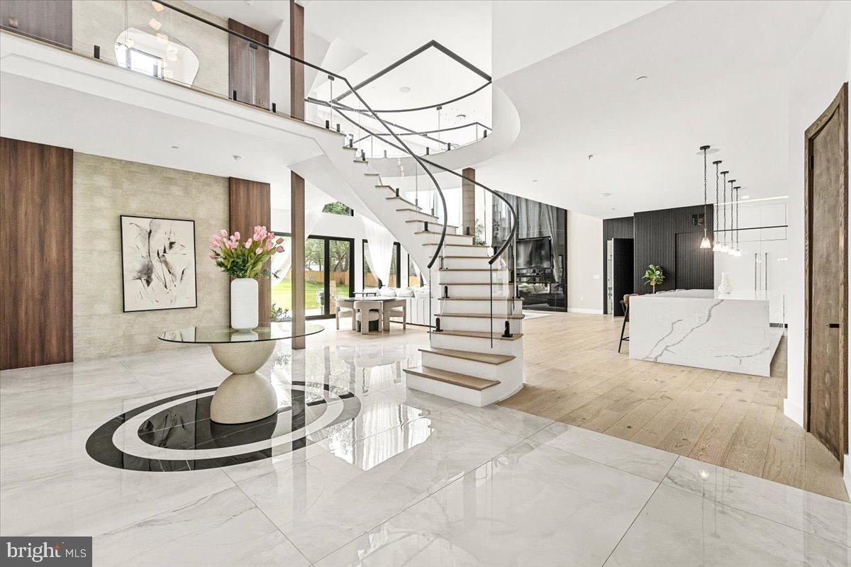 COLESVILLE OUTSIDE - Residential