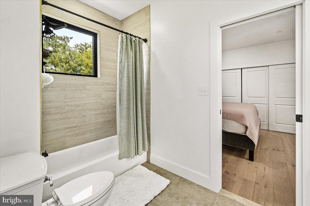 COLESVILLE OUTSIDE - Residential