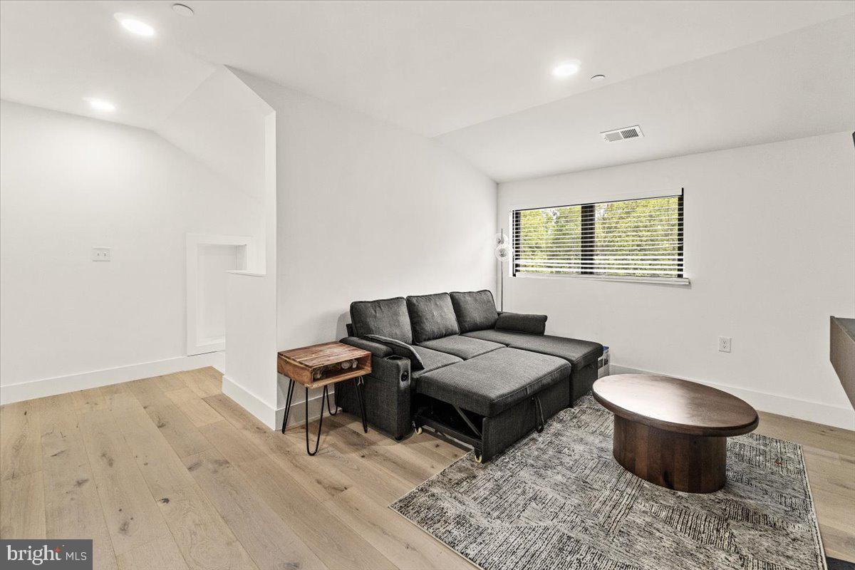 COLESVILLE OUTSIDE - Residential