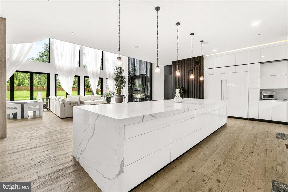 COLESVILLE OUTSIDE - Residential