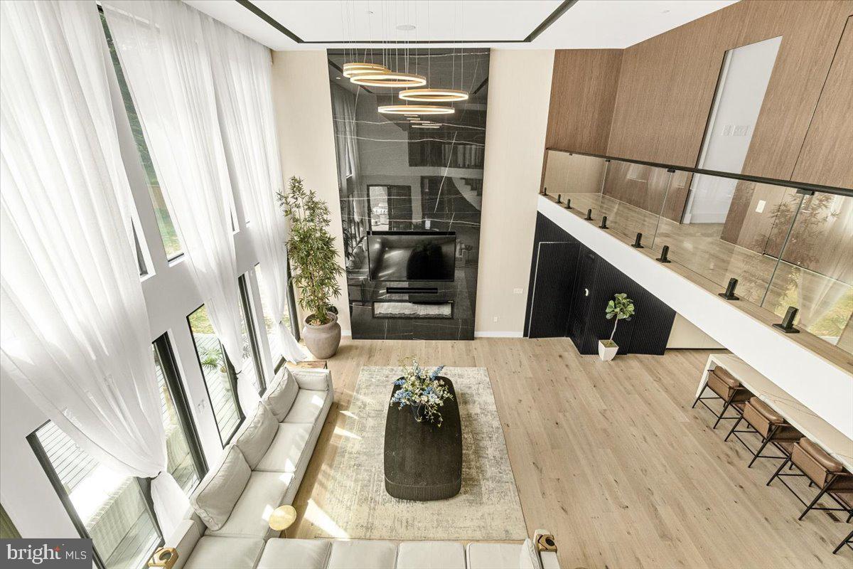 COLESVILLE OUTSIDE - Residential